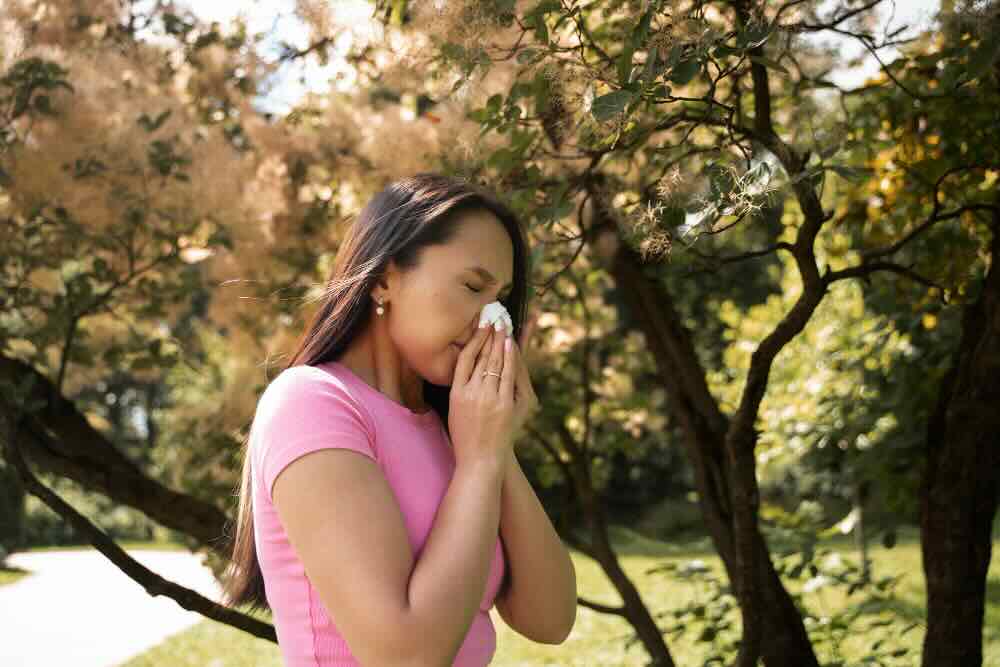 Allergie primaverili? Ecco gli alimenti che possono aiutare a ridurre i sintomi