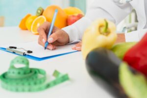 Biologo nutrizionista o dietista? Che differenza c’è